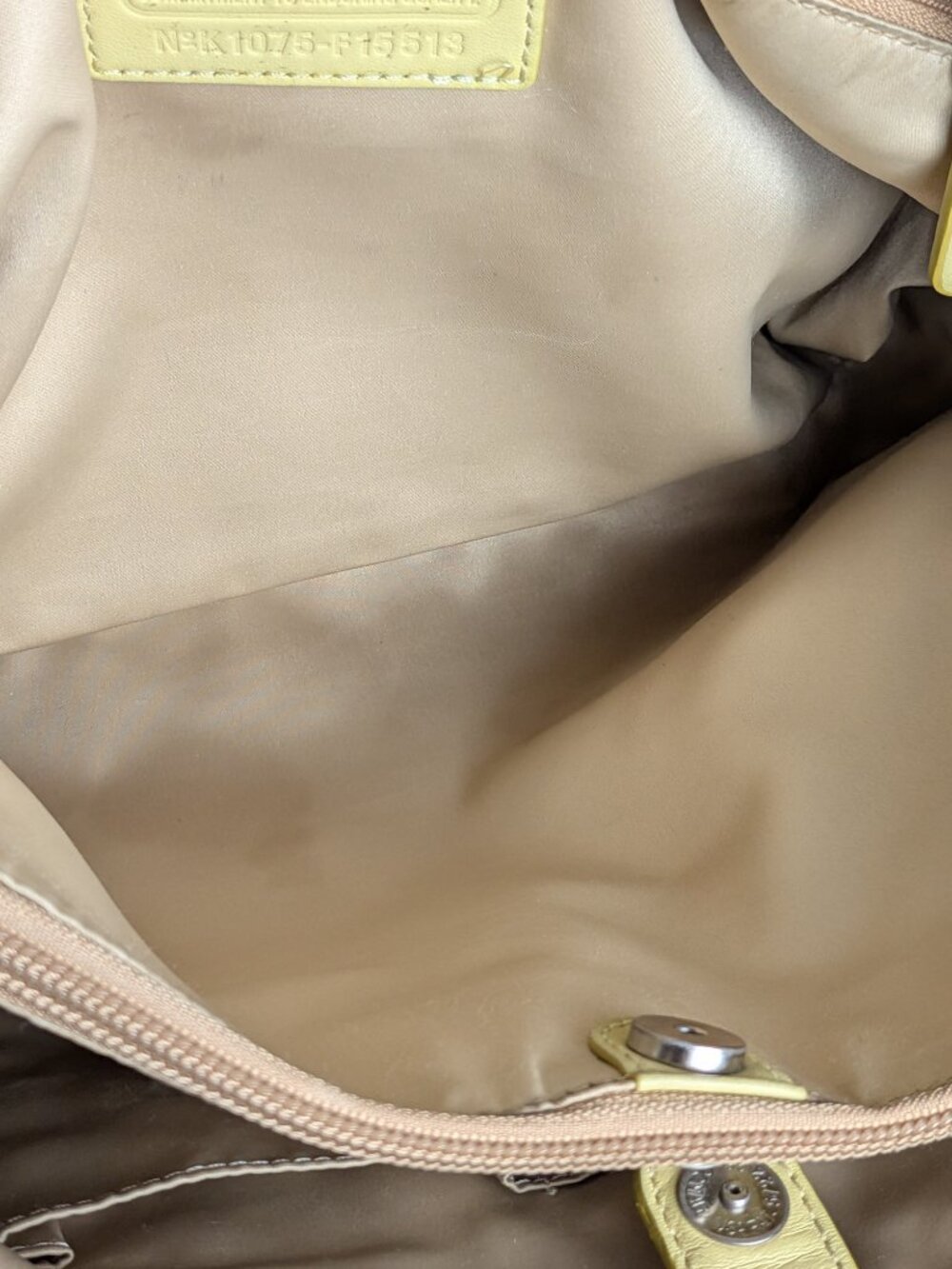 Women's Coach Ashley Carryall Purse Yellow Leather - Picture 12 of 15